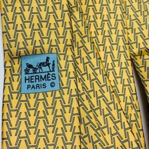Hermès logo print H pattern tie 100% silk